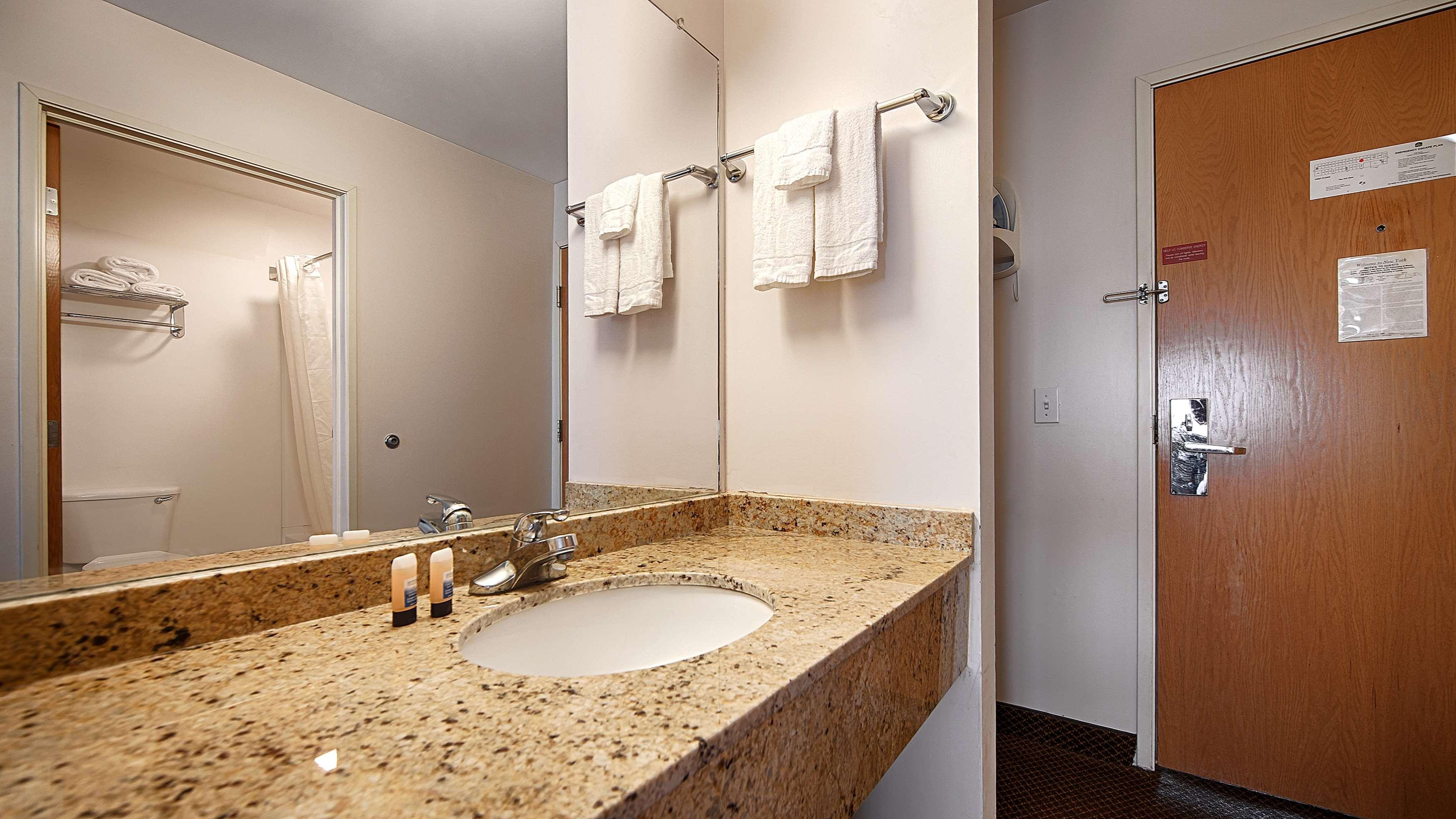 Best Western New Baltimore Inn West Coxsackie Экстерьер фото